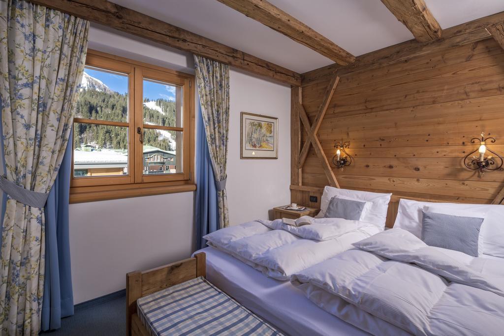 Hotel Chalet Del Sogno Madonna di Campiglio Exterior foto
